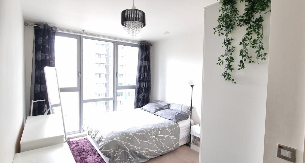 Appartement Stunning 2 Bedroom 2 Bathroom Flat With Panoramic View *
