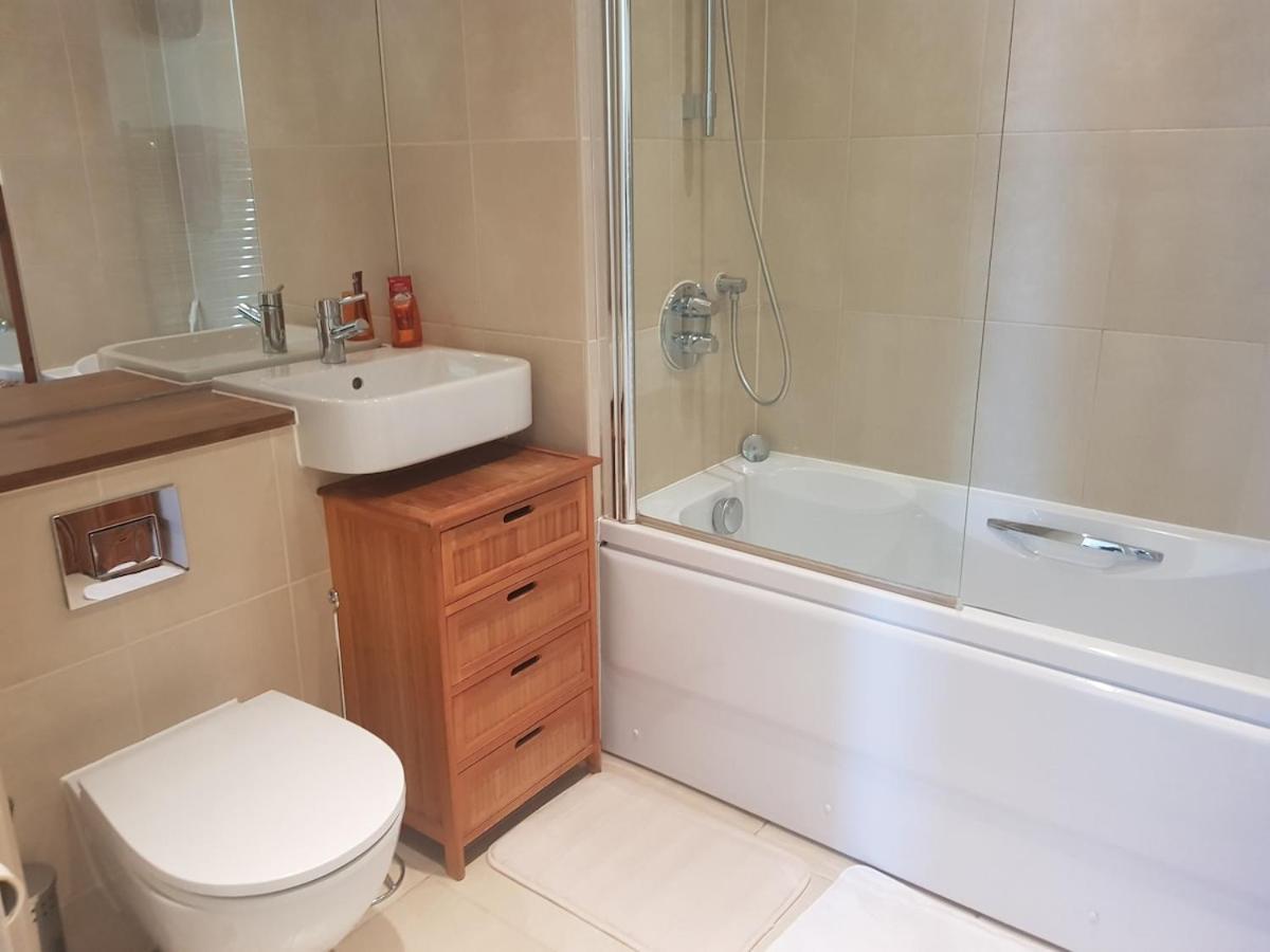 Appartement Stunning 2 Bedroom 2 Bathroom Flat With Panoramic View