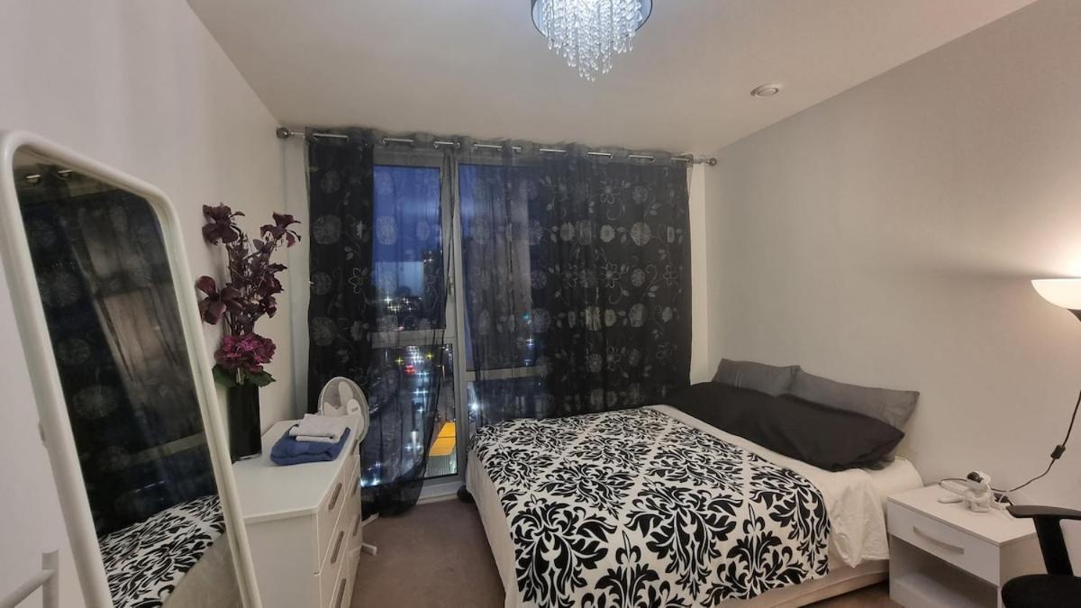 Appartement Stunning 2 Bedroom 2 Bathroom Flat With Panoramic View *
