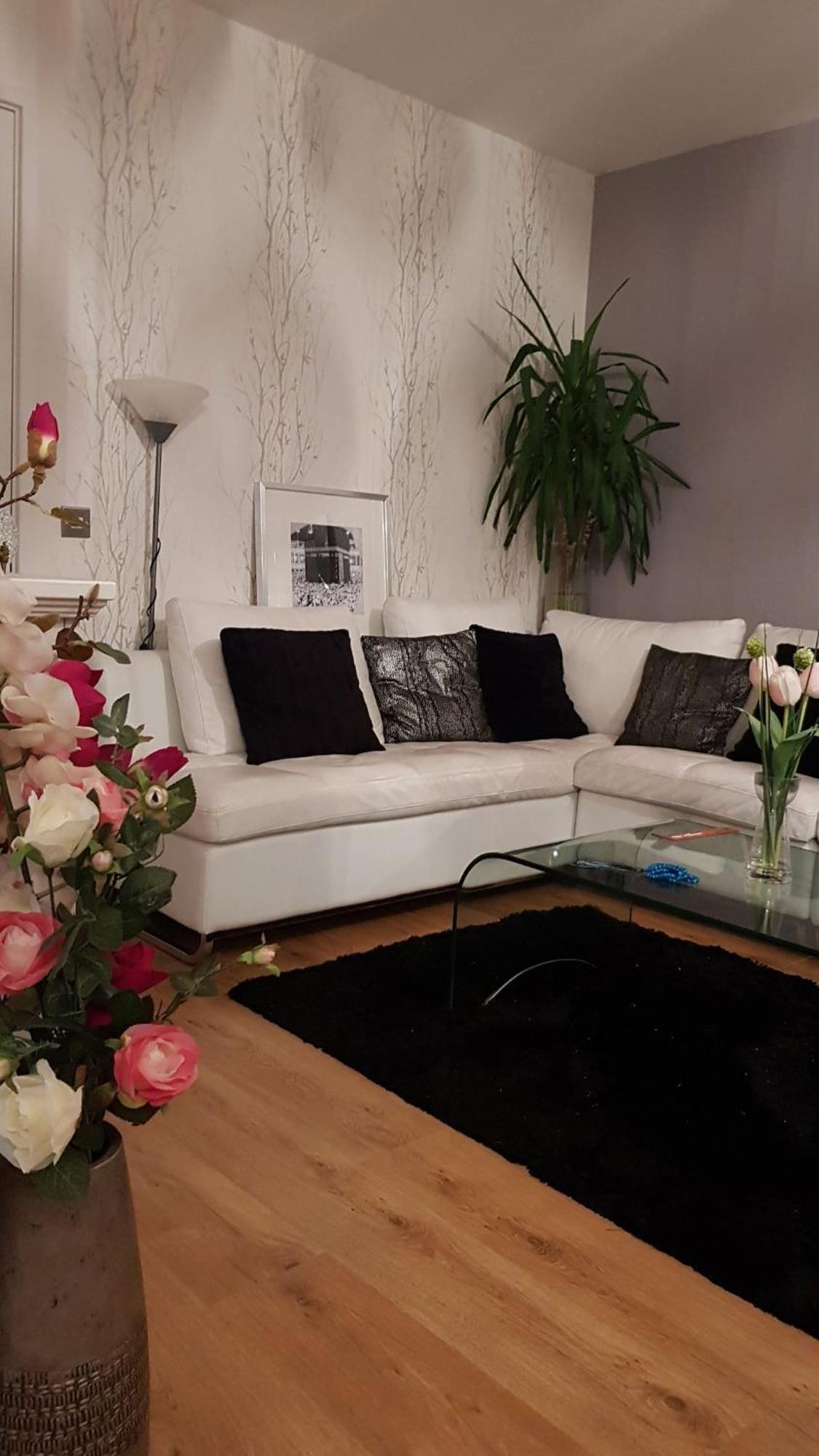 Stunning 2 Bedroom 2 Bathroom Flat With Panoramic View * Londres
