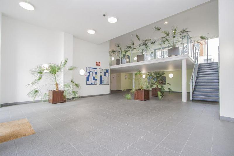 Appartement Stunning 2 Bedroom 2 Bathroom Flat With Panoramic View Londres
