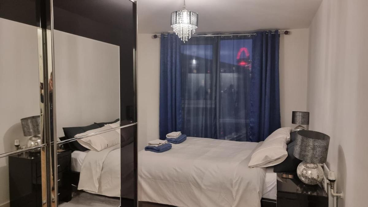 Stunning 2 Bedroom 2 Bathroom Flat With Panoramic View *