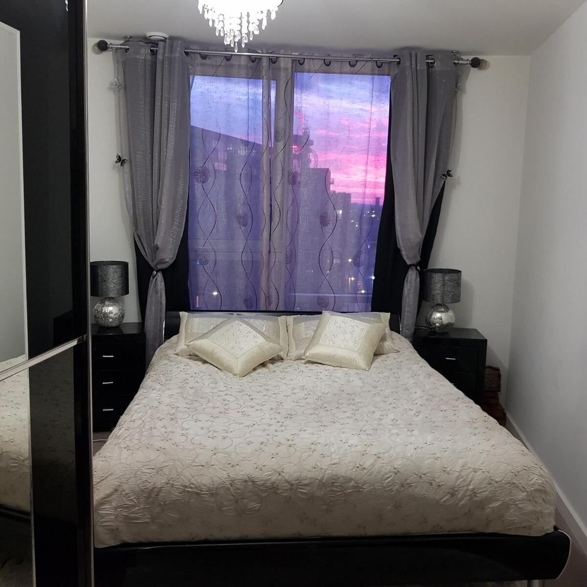 Stunning 2 Bedroom 2 Bathroom Flat With Panoramic View Appartement